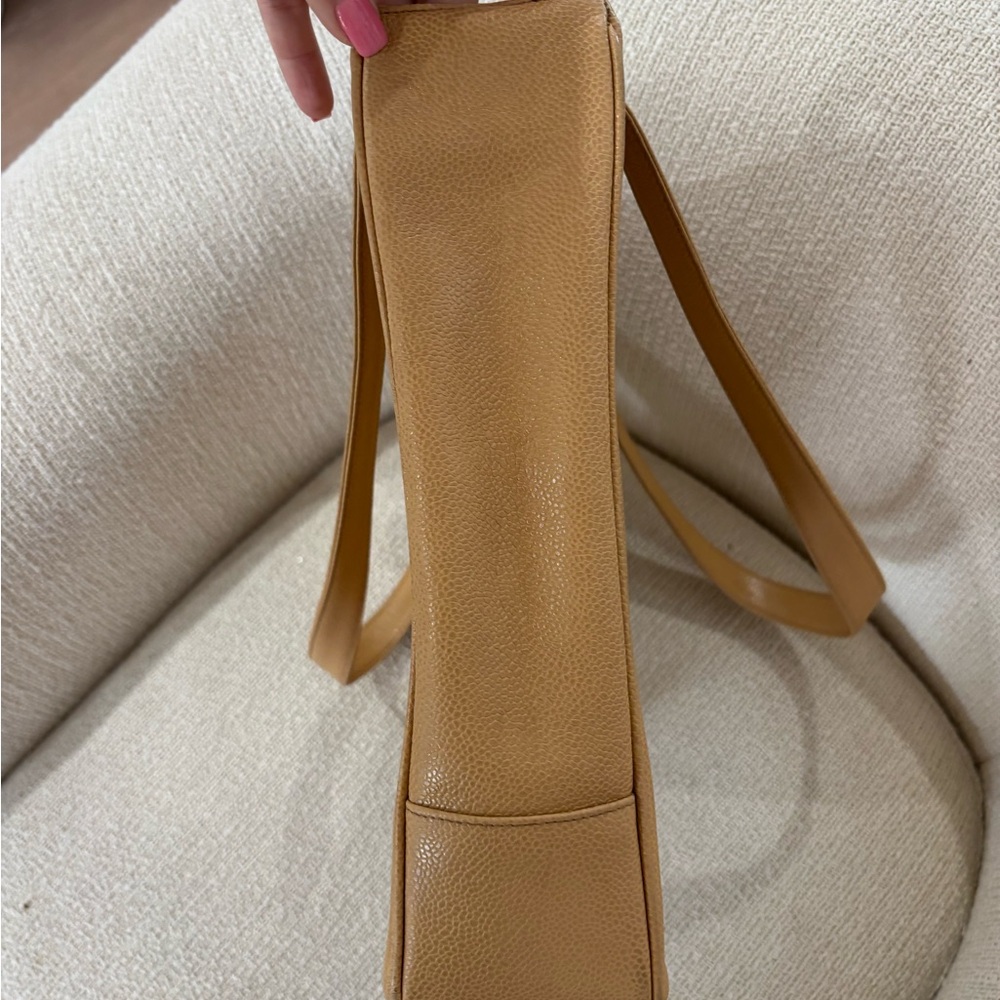 Authentic CHANEL brown caviar leather coco mark tote - Picture 8 of 15